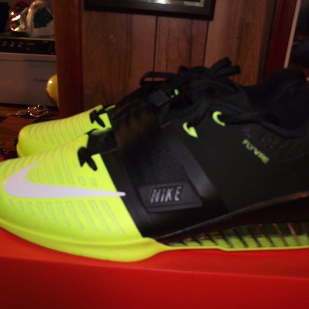 NIKE ROMALEOS3 FLYWIRE SIZE 14